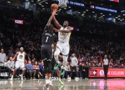 库里惊艳全场，绝杀战胜助攻爆棚，篮网逆转取胜！的简单介绍