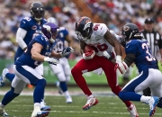 詹姆斯巅峰对决，Rookie与40激战巴黎圣日耳曼分钟，惊险取胜胜负难料！