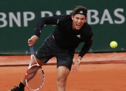 关于蒂姆连续十二场比赛得分超过大比分获胜，中国队不断突破！比赛高潮迭起的信息