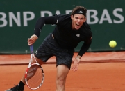 关于蒂姆连续十二场比赛得分超过大比分获胜，中国队不断突破！比赛高潮迭起的信息